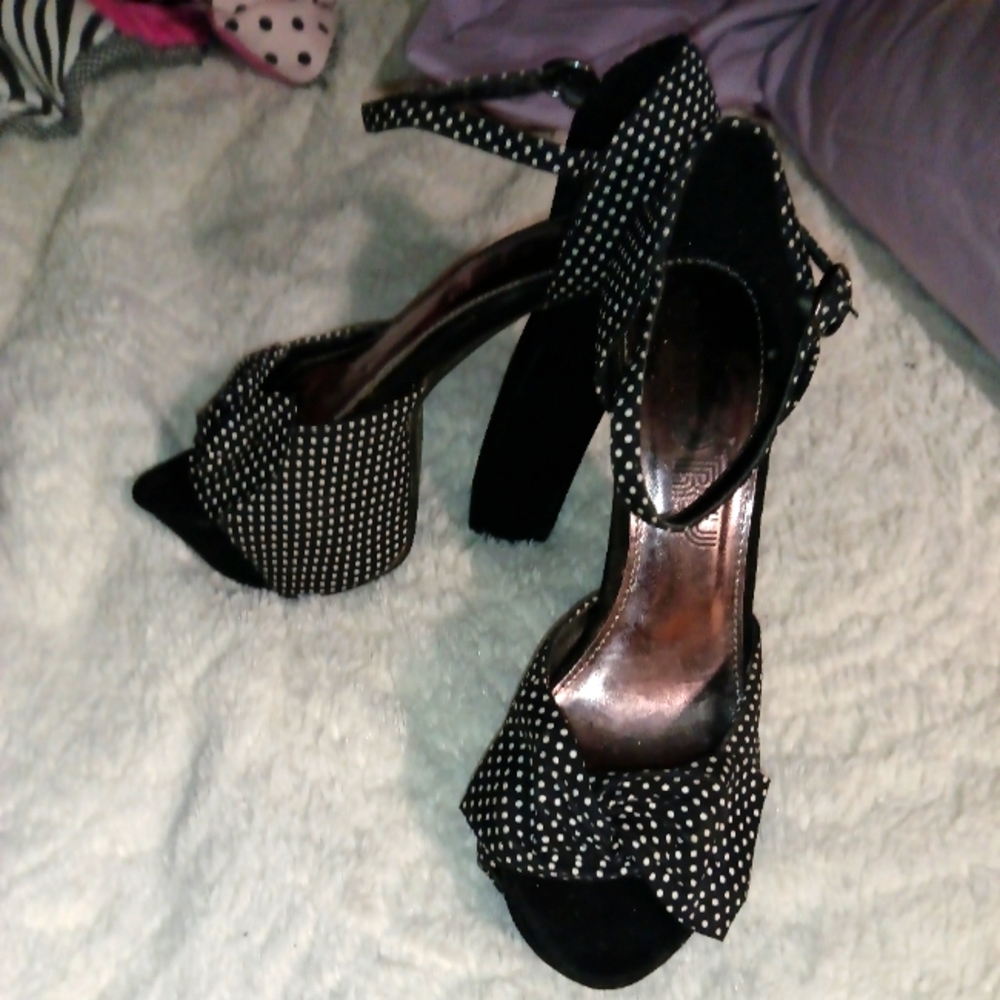 Like New Story Polka Dot Block Heel, Size 6